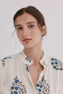 Chanel. Blusa estampada