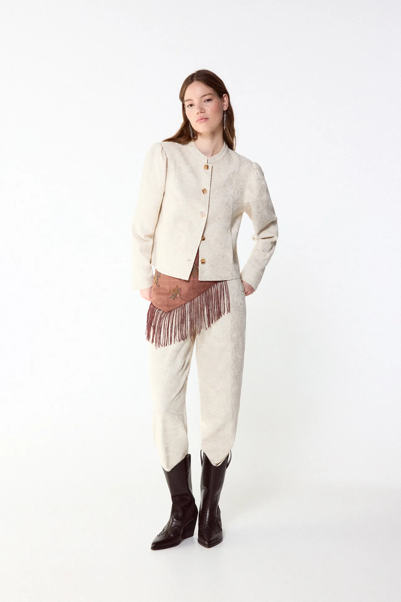 Chaqueta bordada