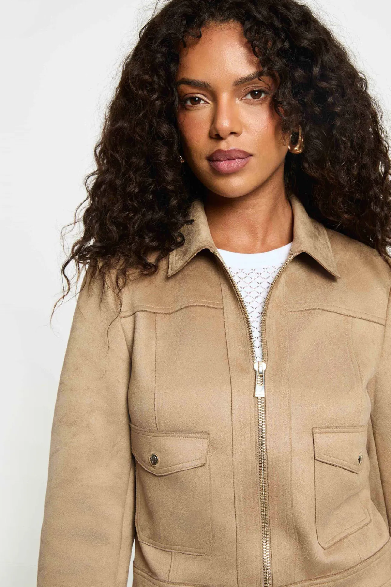 Chaqueta corta antelina