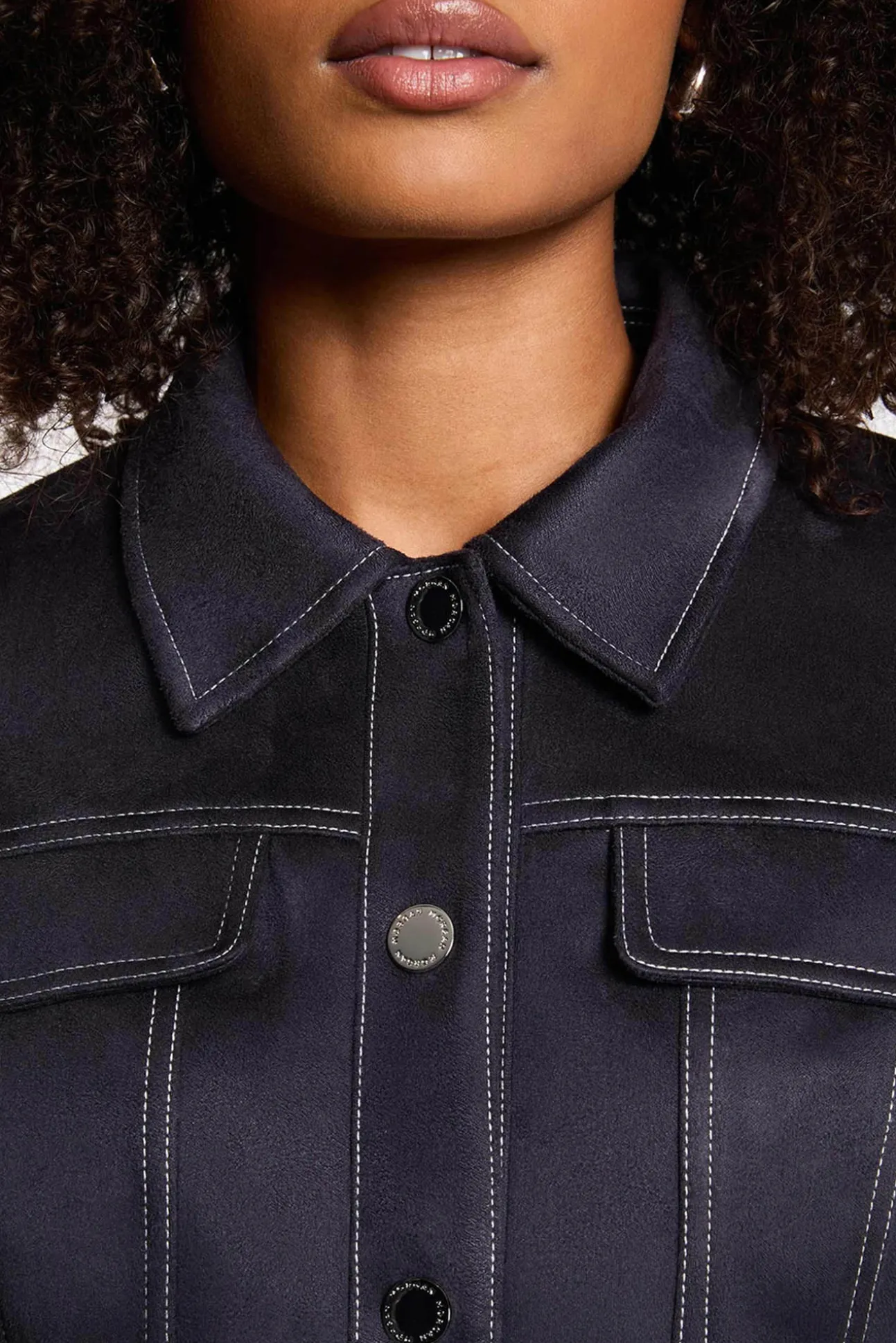 Chaqueta corta de ante