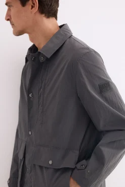 Chaqueta detalle cuello