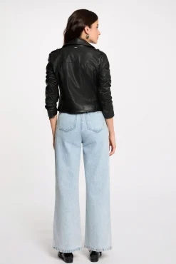 Chaqueta recta cuello con muescas