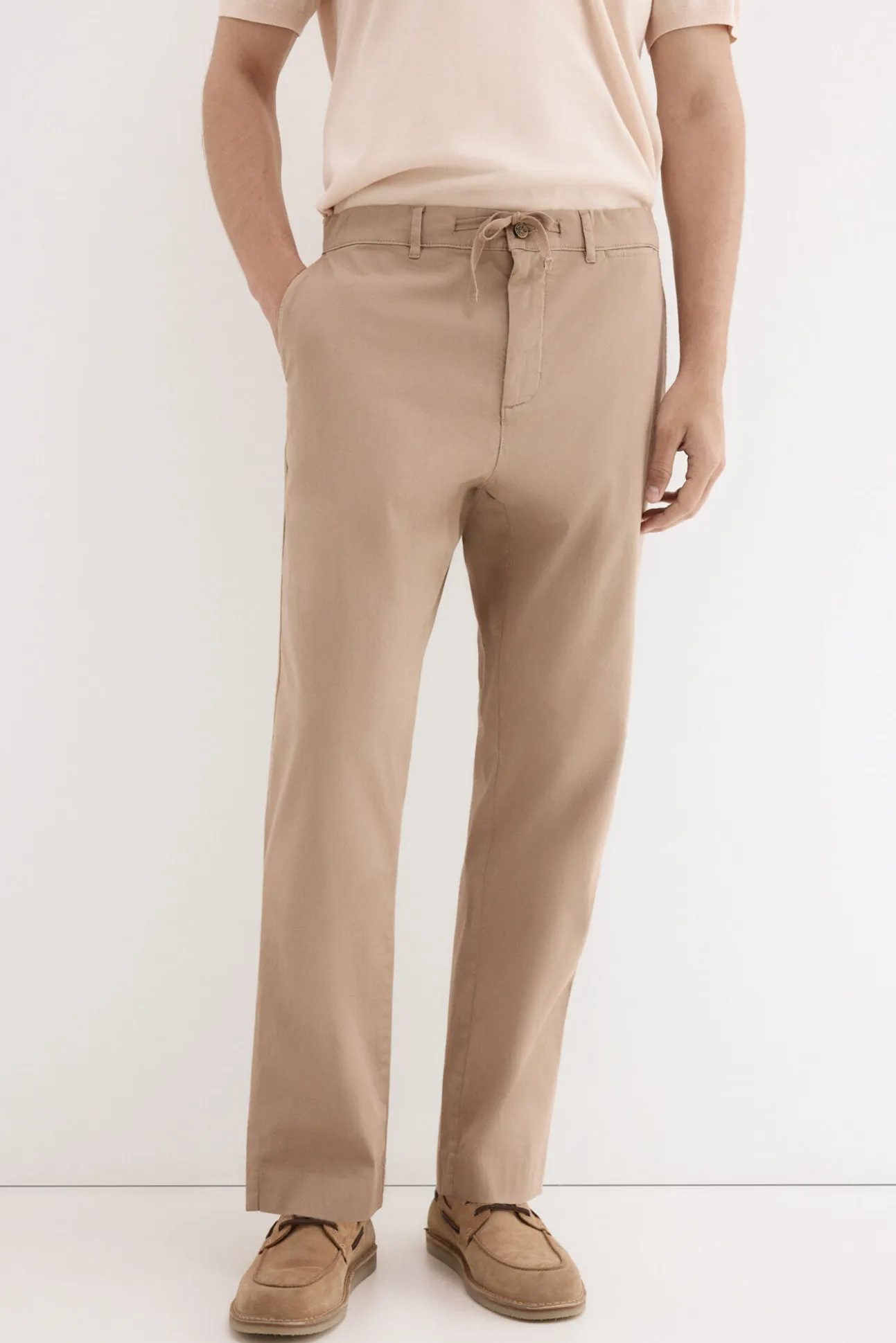 Chino estructura con cordones regular fit