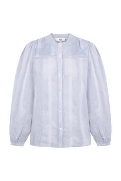 Clara. Blusa romántica