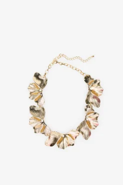 Collar pétalos