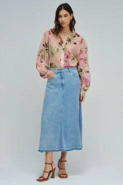 Falda denim ligera