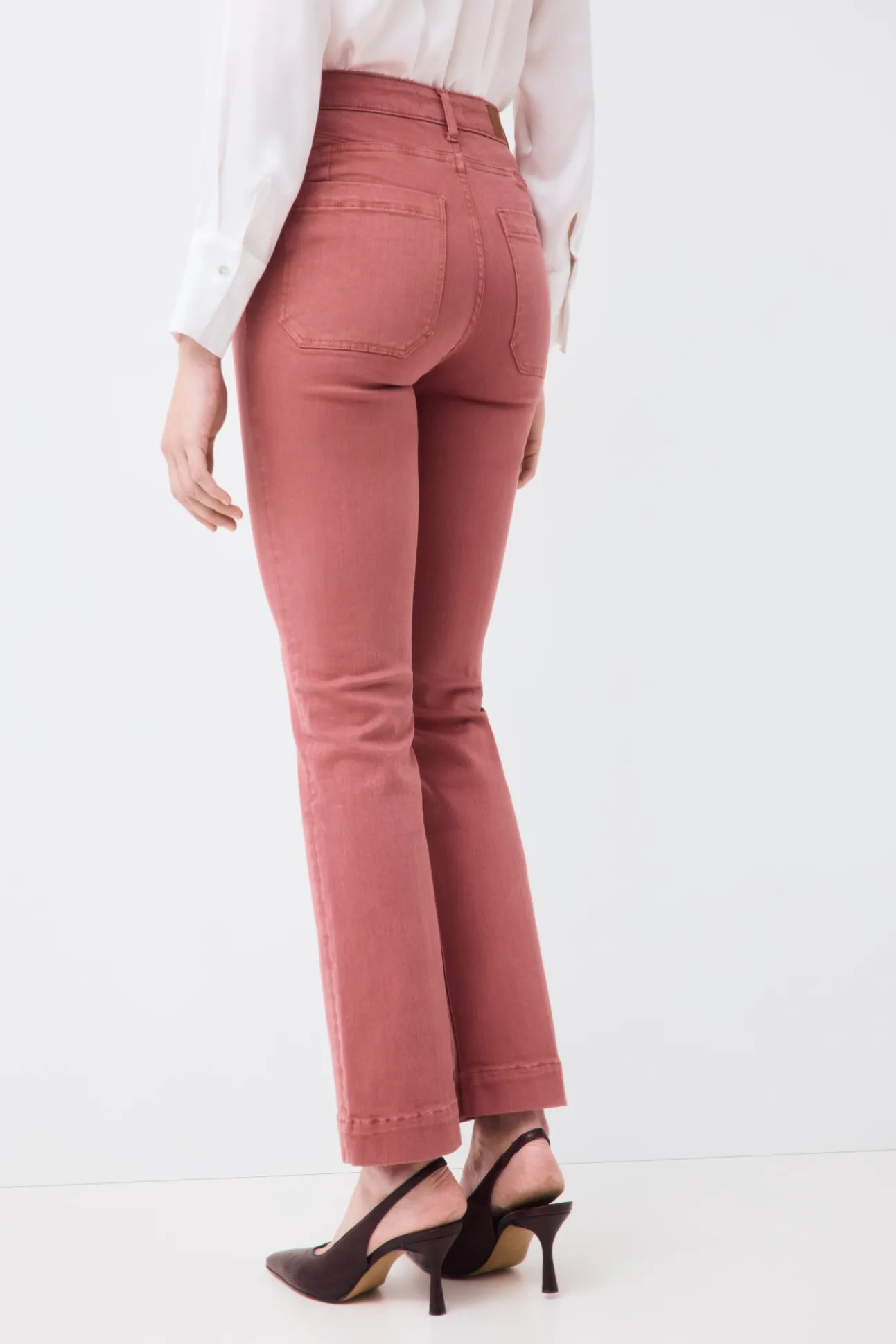 Jeans push up stove pipe