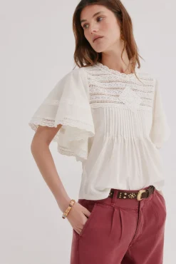 Mafalda. Camiseta escote redondo