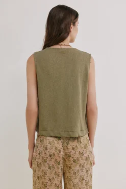Mireia. Camiseta sin mangas tapeta