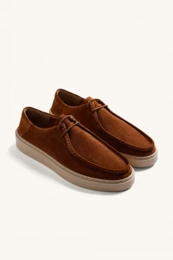 Mocasines estilo wallabees