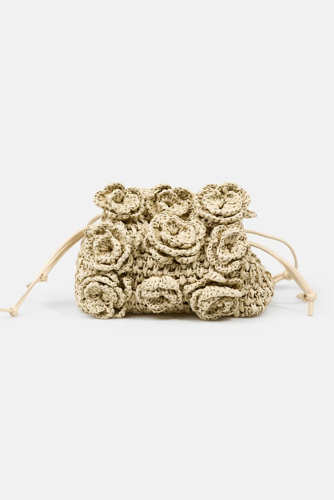 Nekane. Bolso fibras naturales con flores