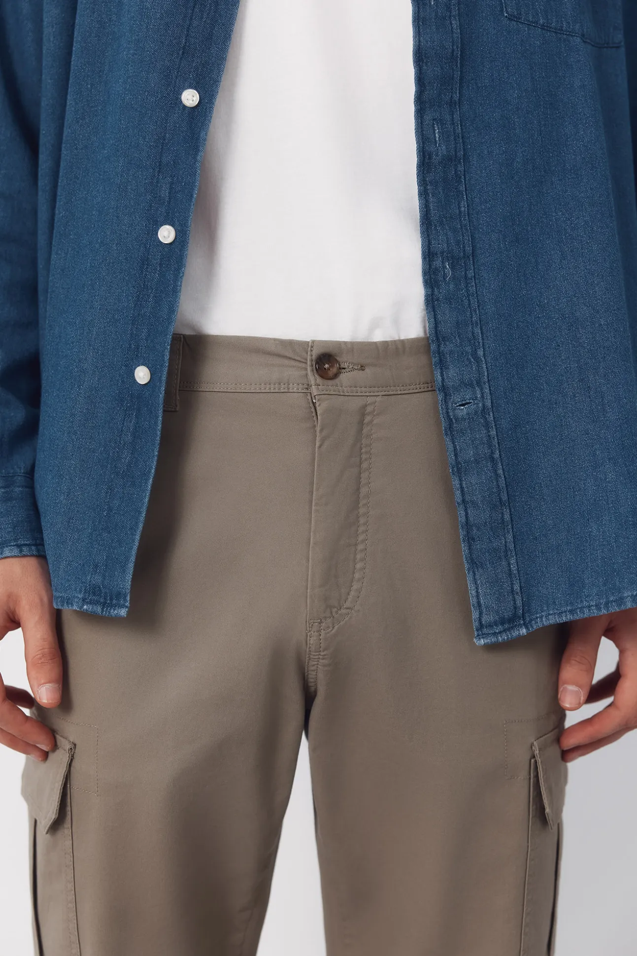 Pantalón cargo tapered