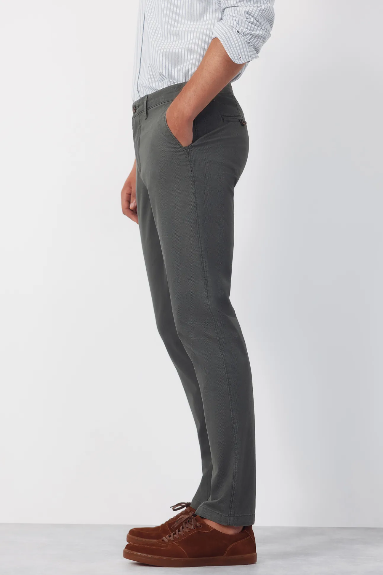 Pantalón chino print slim