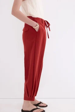 Pantalón con pinzas