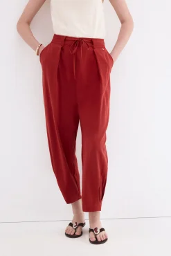 Pantalón con pinzas