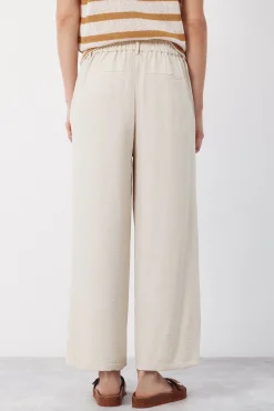 Pantalón con textura