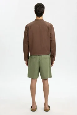 Pantalón corto de lino