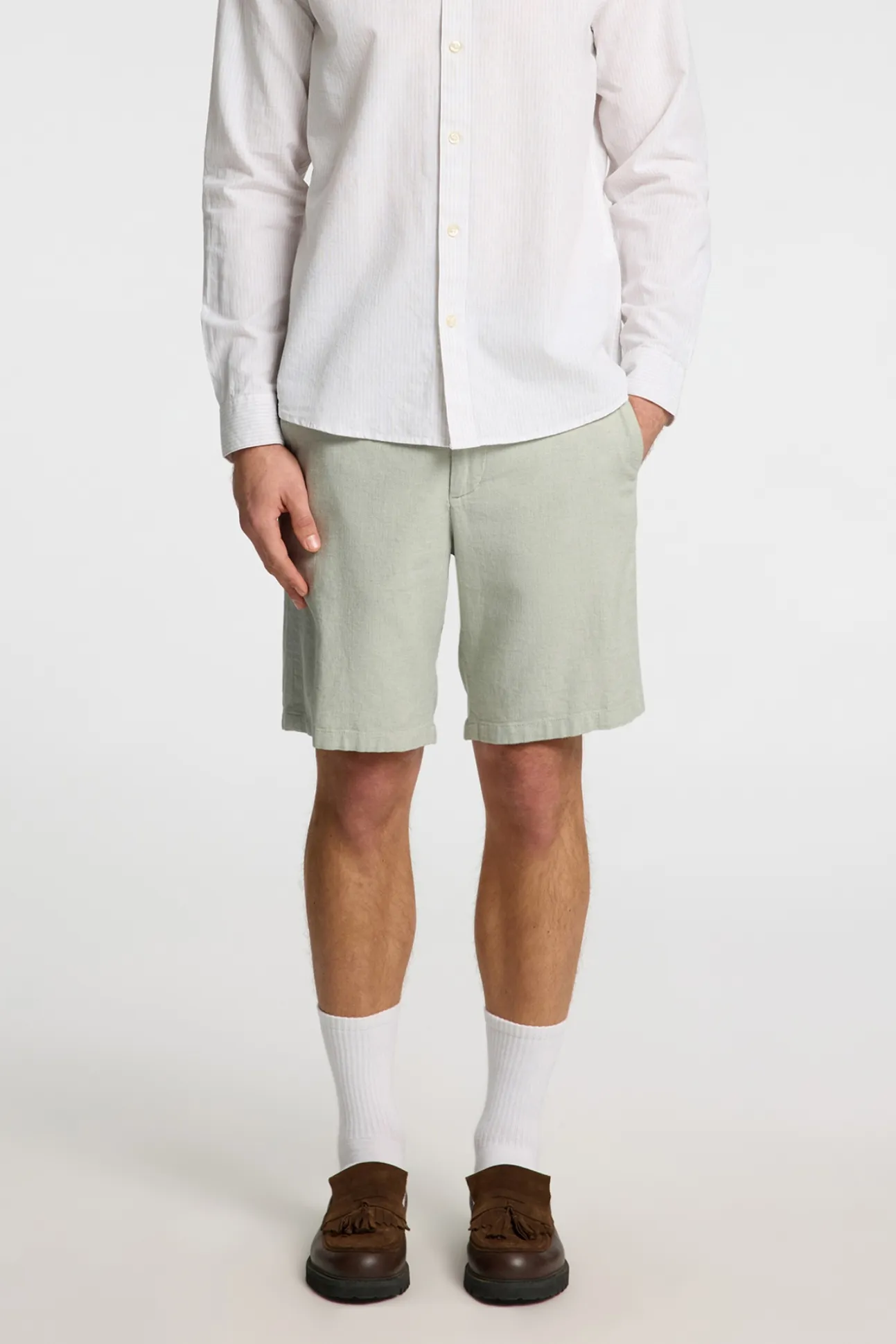 Pantalón corto de lino