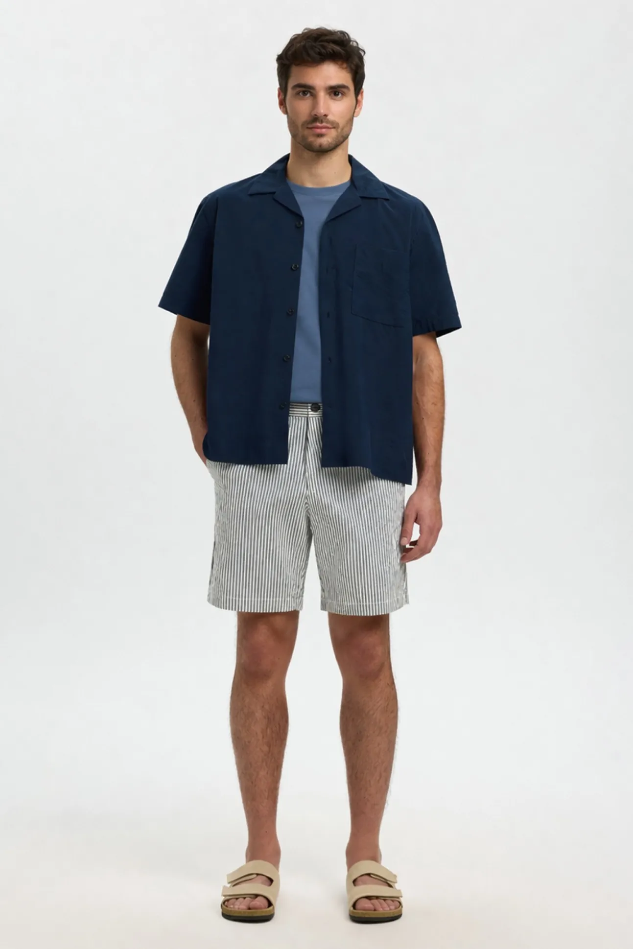 Pantalón corto tejido estructura