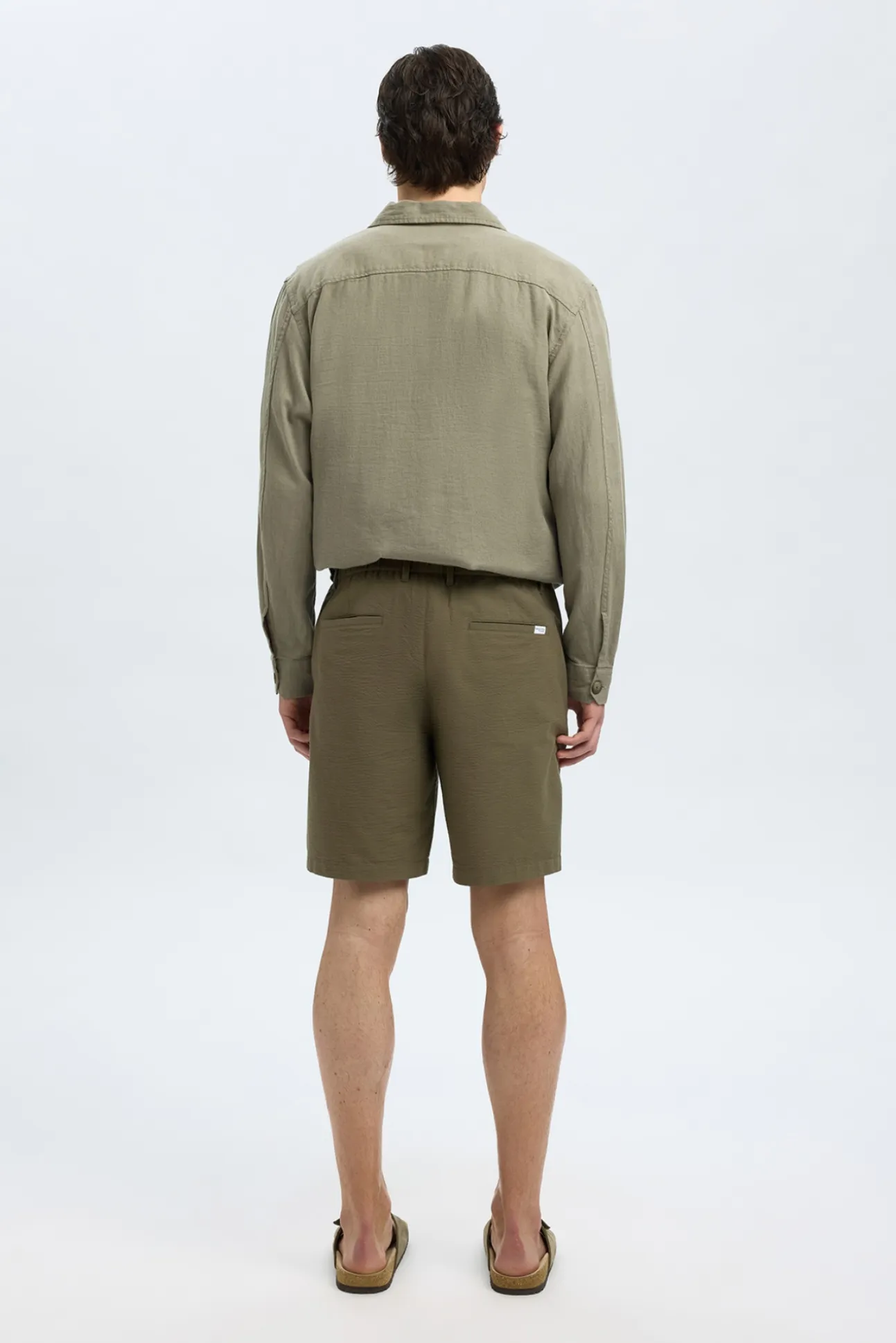 Pantalón corto tejido estructura