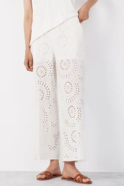 Pantalón de mujer bordado