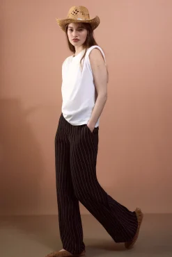 Pantalón de pata ancha