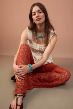 Pantalón de punto calado ancho