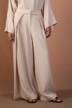 Pantalón de punto calado ancho