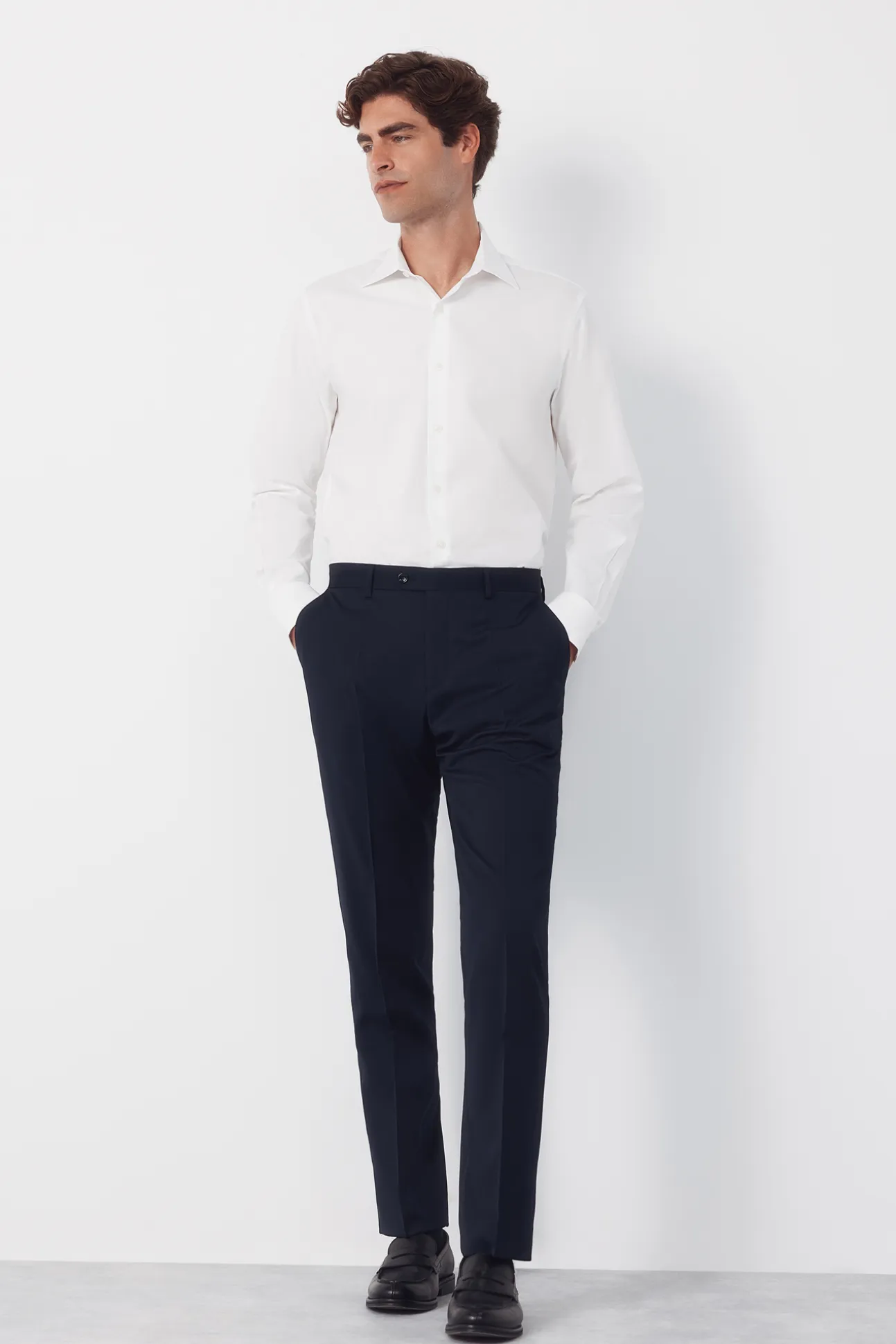 Pantalón de traje liso COOLMAX®