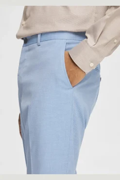 Pantalón de traje Slim Fit confeccionado con materiales reciclados