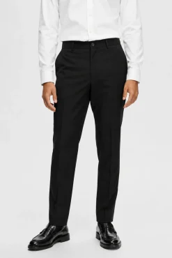 Pantalón de traje Slim Fit confeccionado con materiales reciclados.