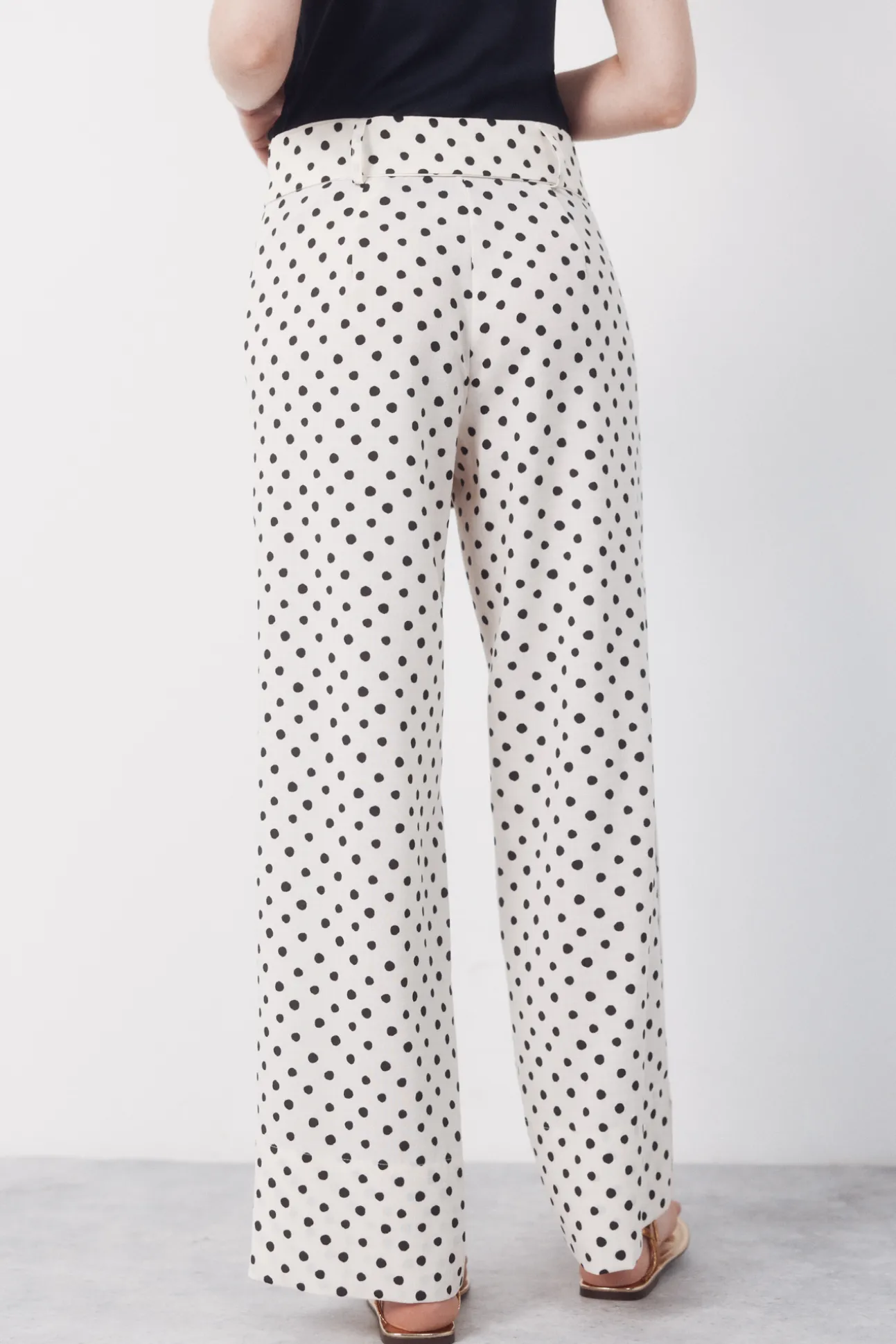 Pantalón estructura fluído