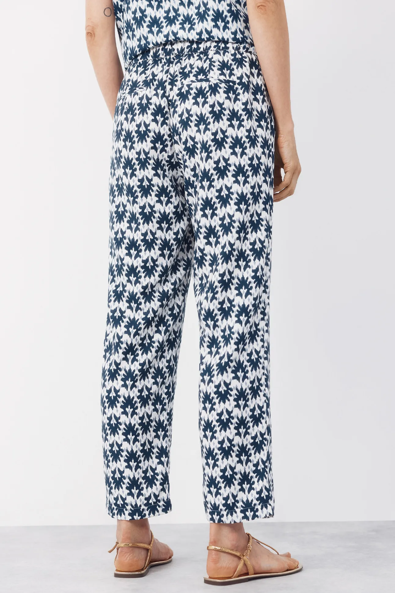 Pantalón fluído estampado