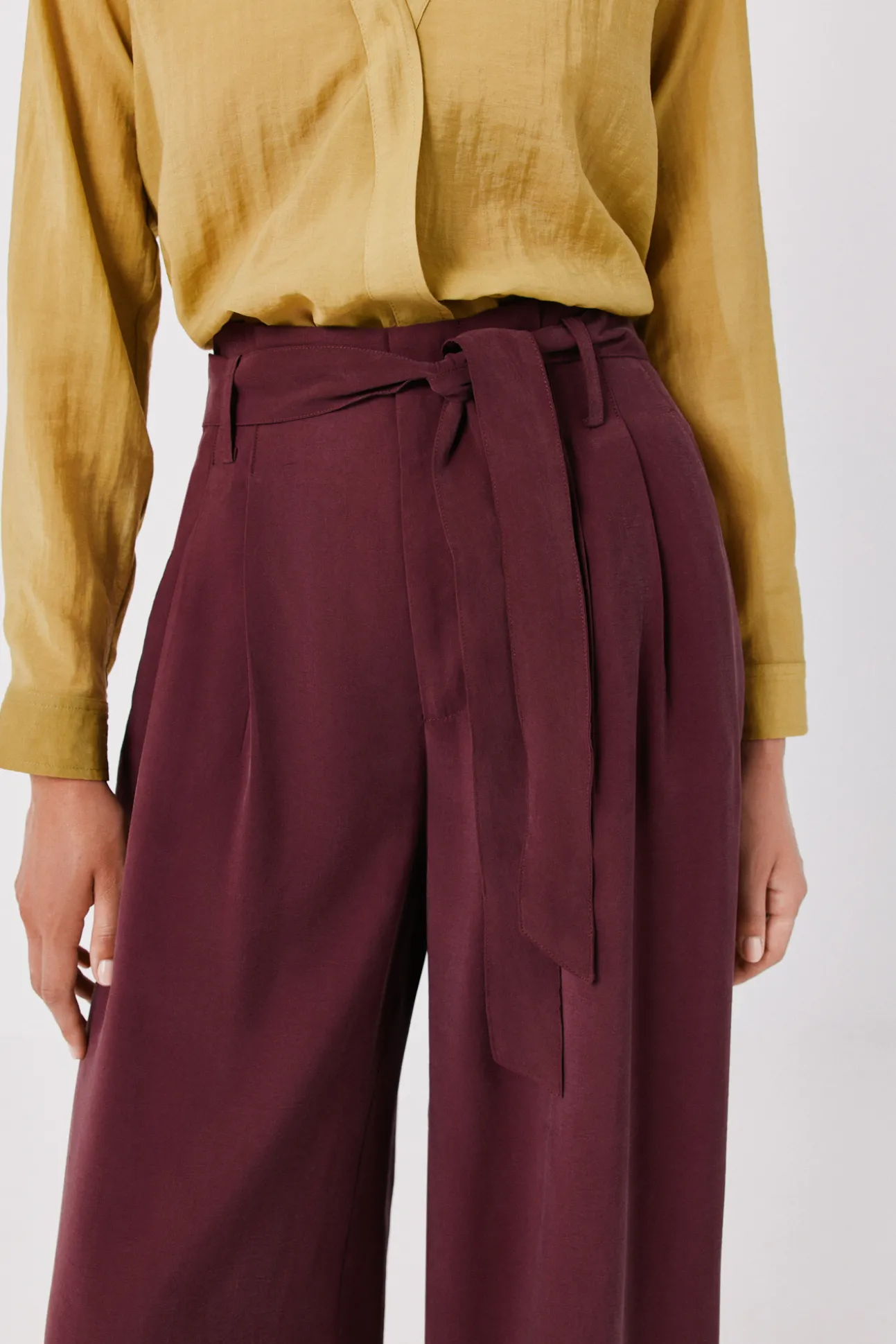 Pantalón fluido ancho