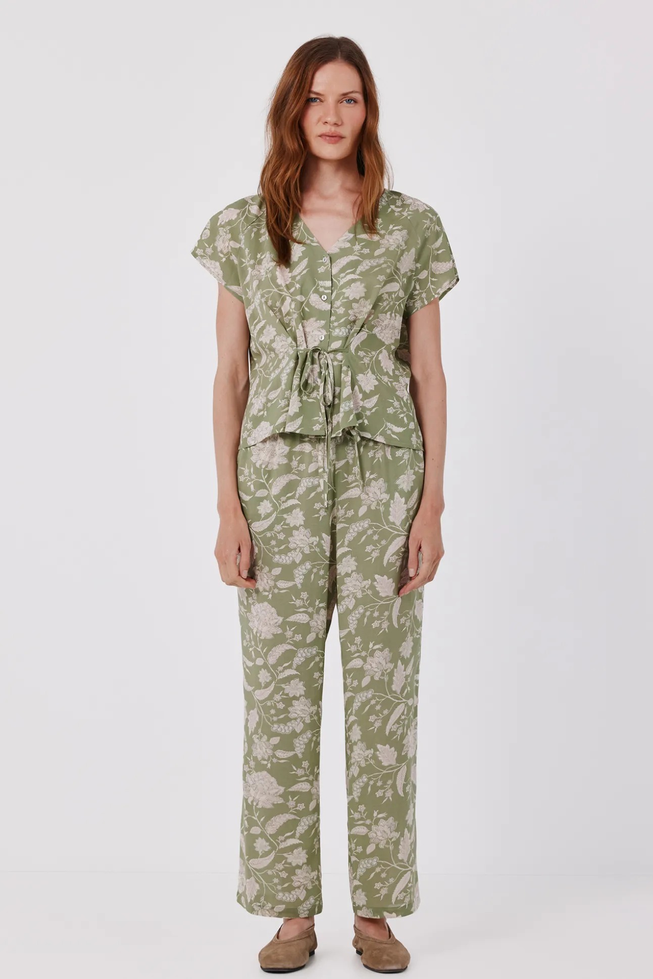 Pantalón fluido estampado