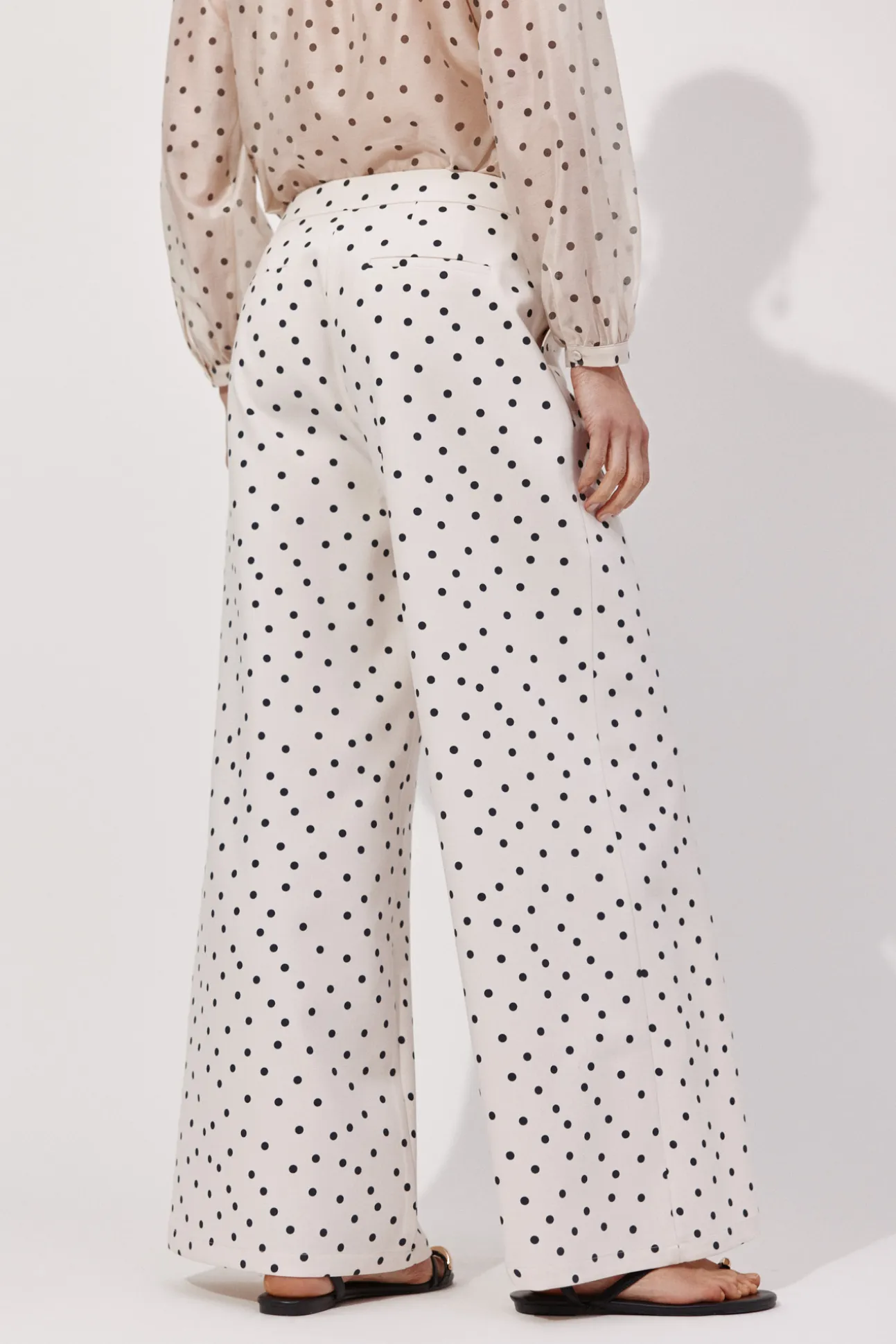 Pantalón palazzo de lunares