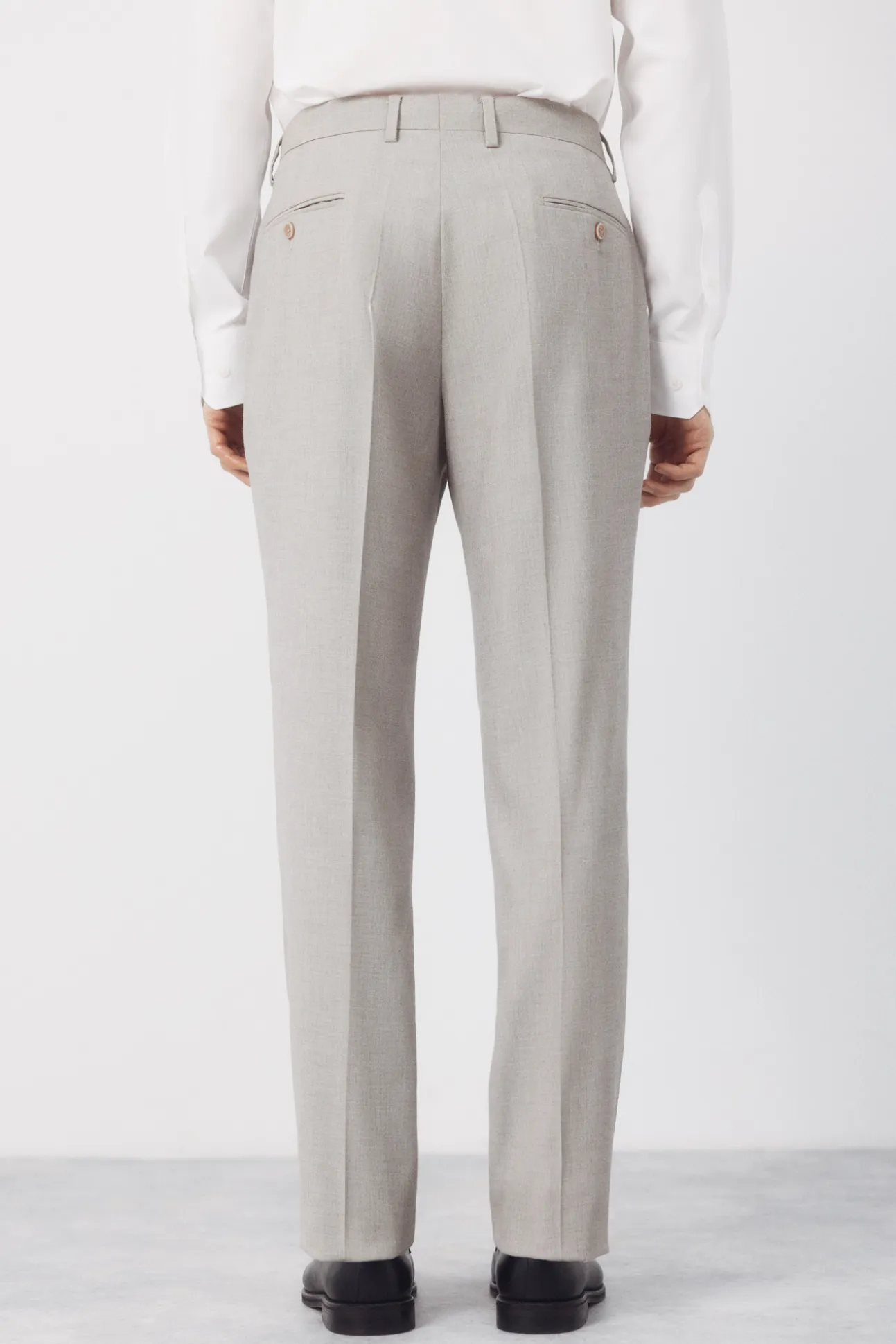 Pantalón traje estructura Serie XXI topo