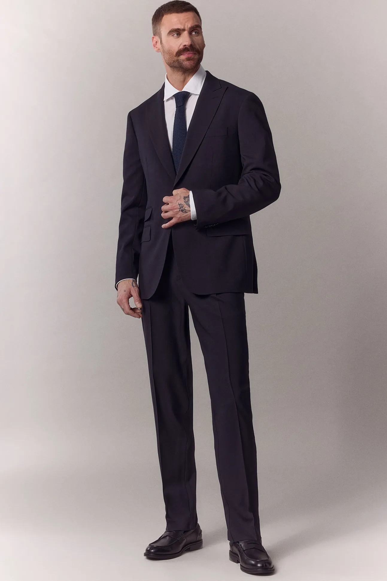 Pantalón traje solapa pico