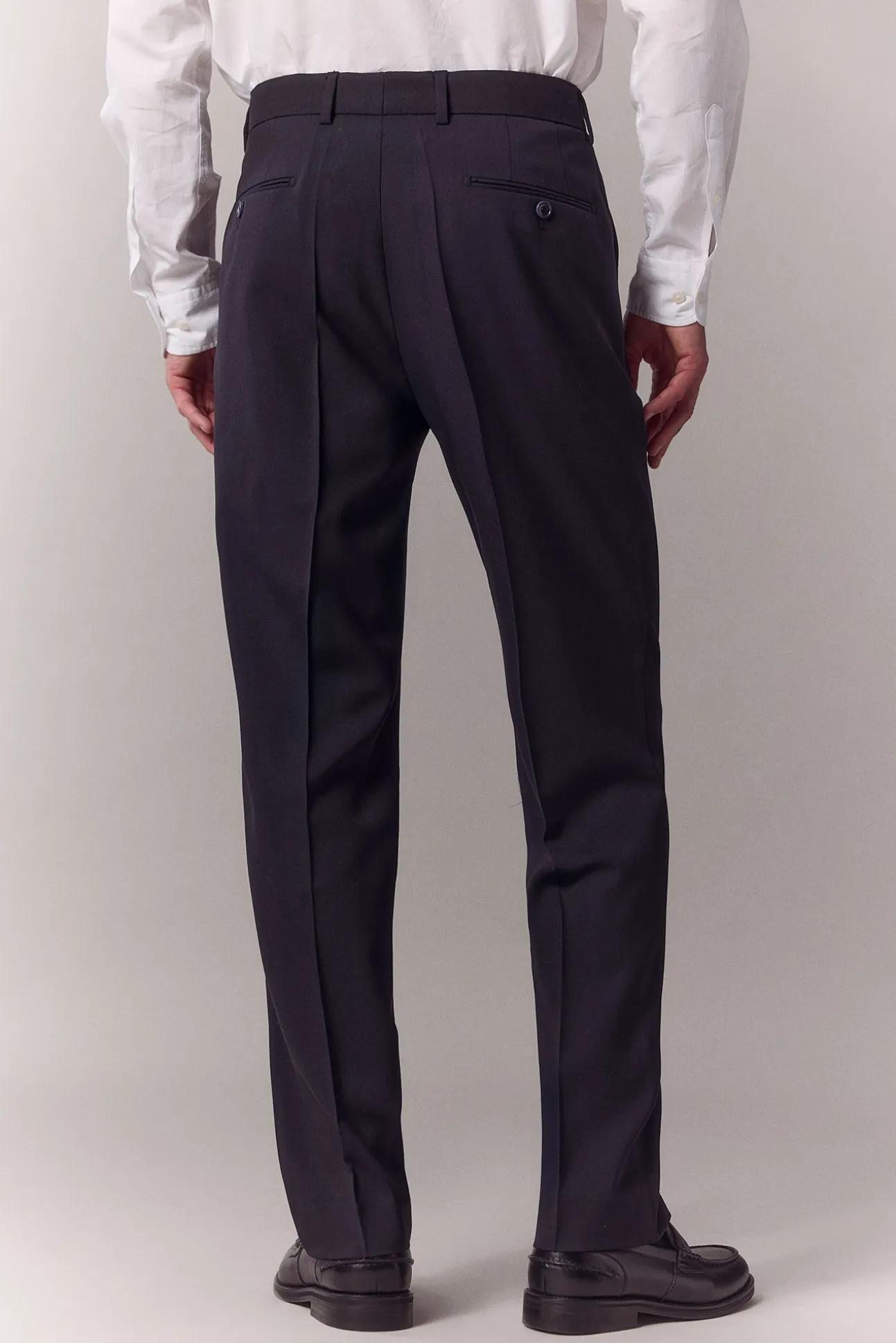 Pantalón traje solapa pico