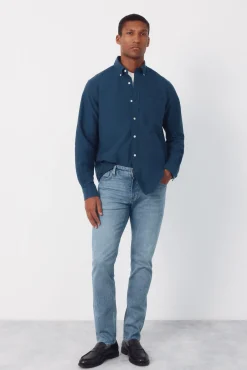 Pantalón vaquero ligero slim fit