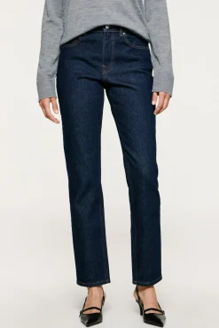 Pantalón vaquero Slim Fit.