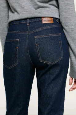 Pantalón vaquero Slim Fit.