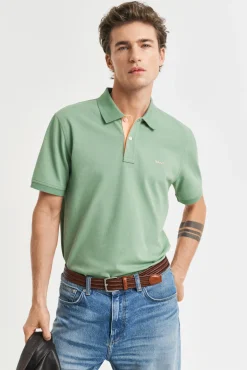 Polo de piqué en contraste
