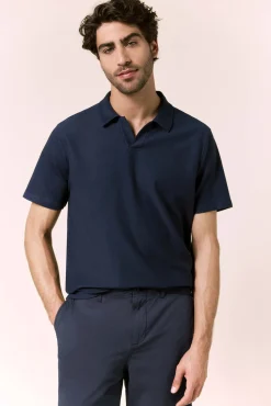 Polo piqué cuello en V