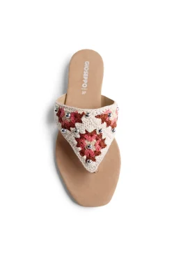 Sandalias crochet y tachas isiolo