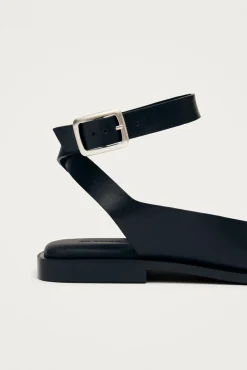 Sandalias de cuero Tebas