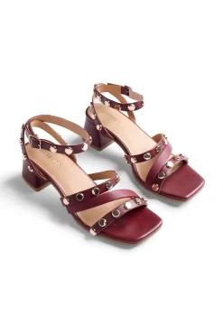 Sandalias tacón piel tachas kasulu