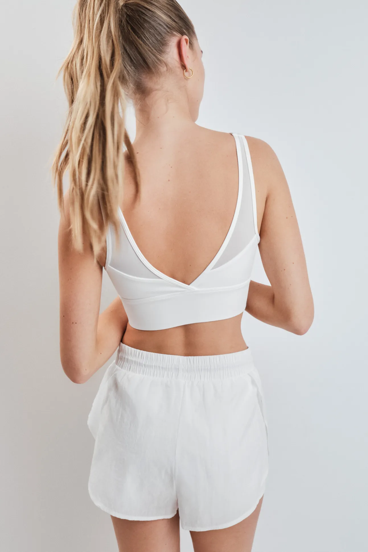Short técnico ultra ligero malla blanco