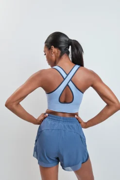 Short ultra ligero malla azul