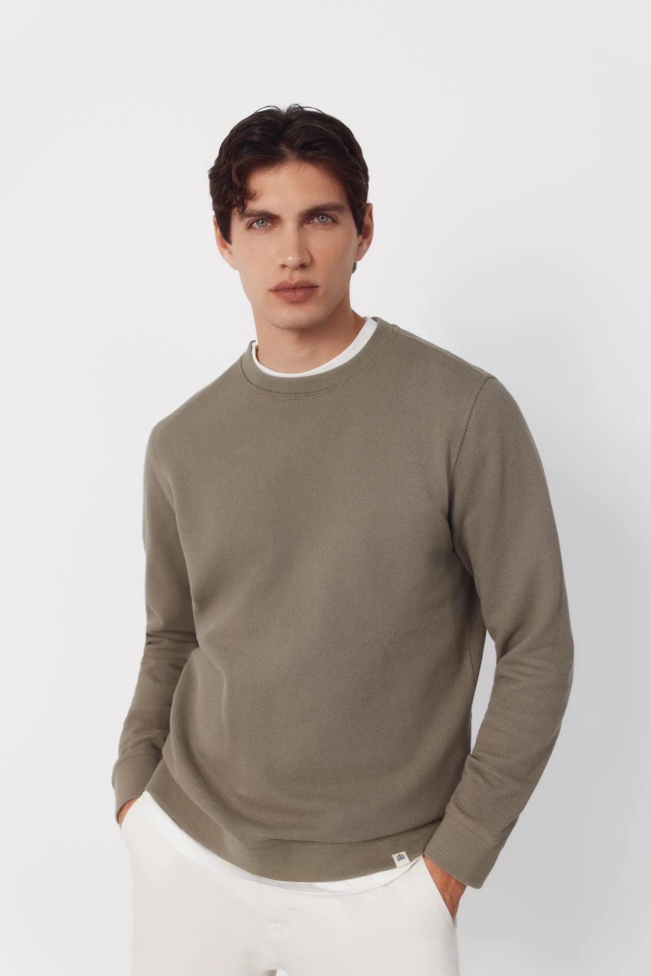 Sudadera estructura cuello caja